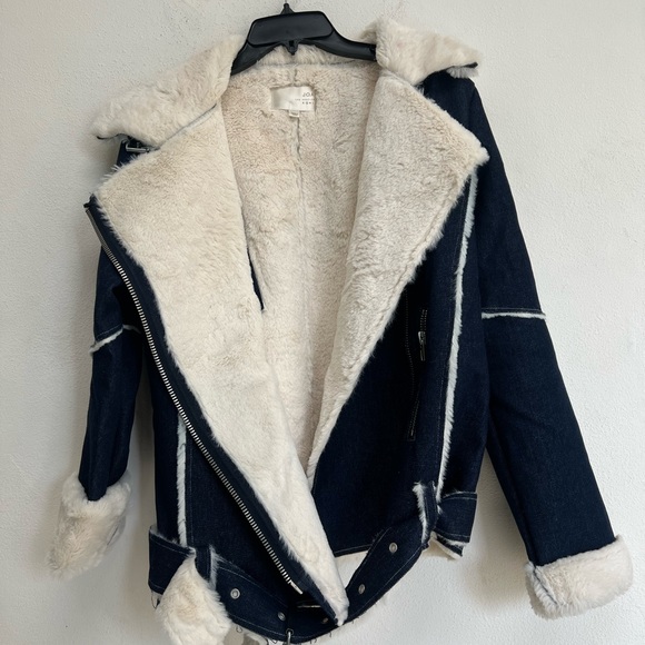 J.O.A Denim Biker Jacket With Faux Shearling Lining Women’s Size Small - Picture 8 of 9